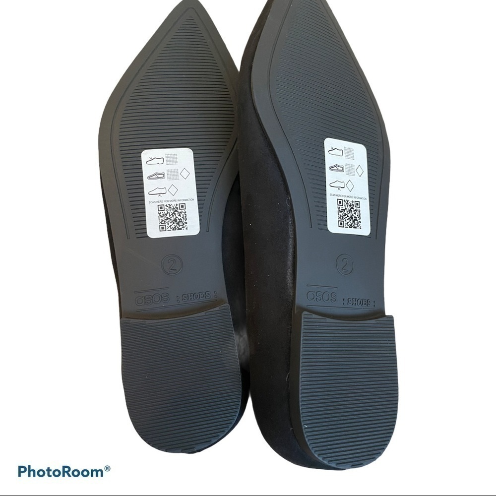 Asos DESIGN Lucky pointed ballet flats in black - Picture 7 of 11